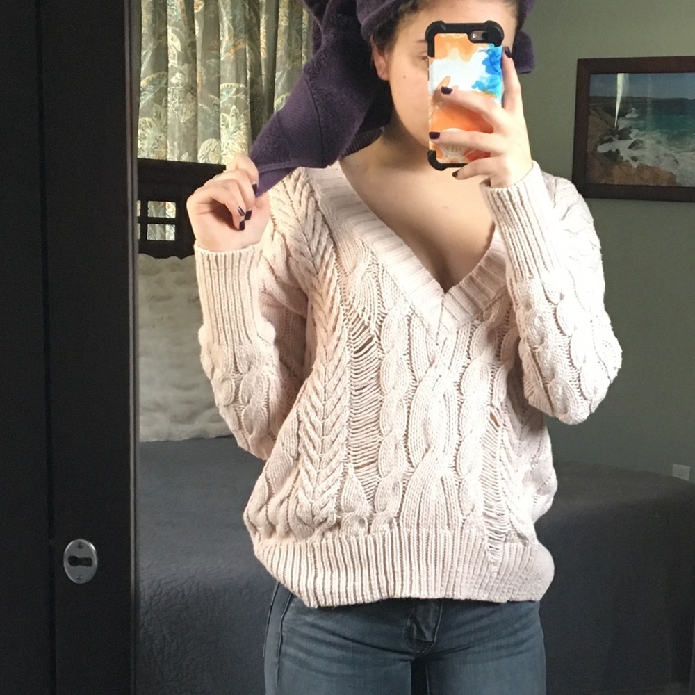 Sweater - Picture 2 of 4